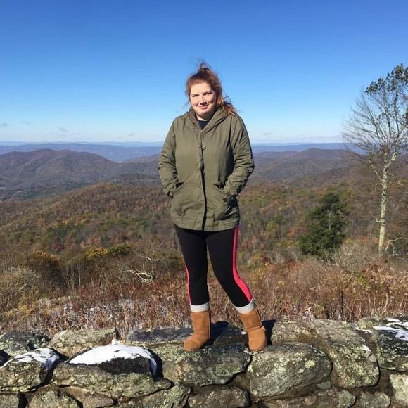 Meet your Posher, Brandi - Picture 1 of 1